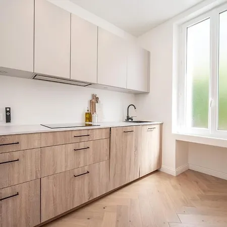 3-stars In Канны